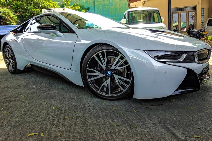 BMW i8 - Ali Brothers